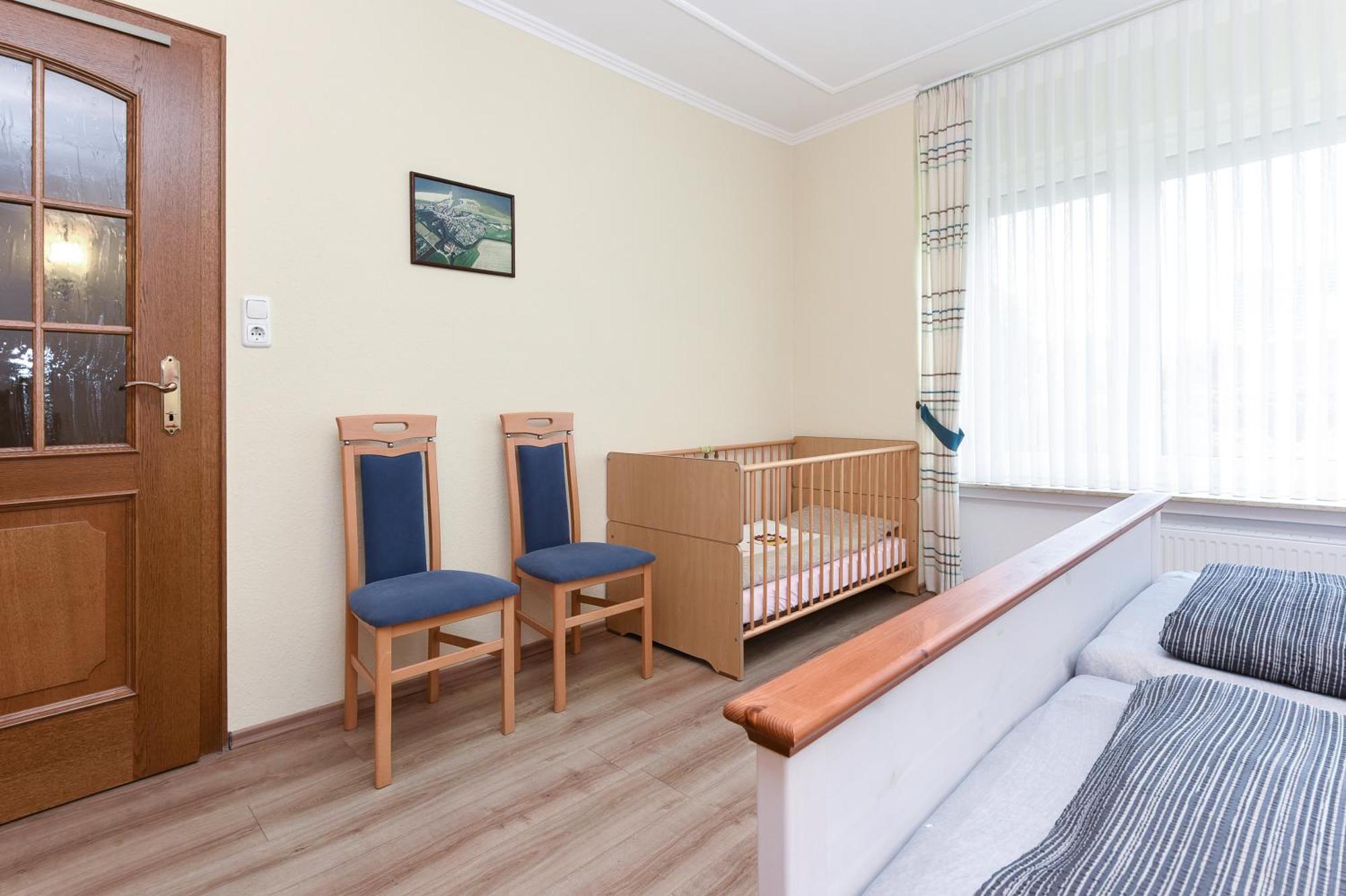 Ferienwohnungen Im Haus Nordseebrise Нойхарлингерзийл Екстериор снимка