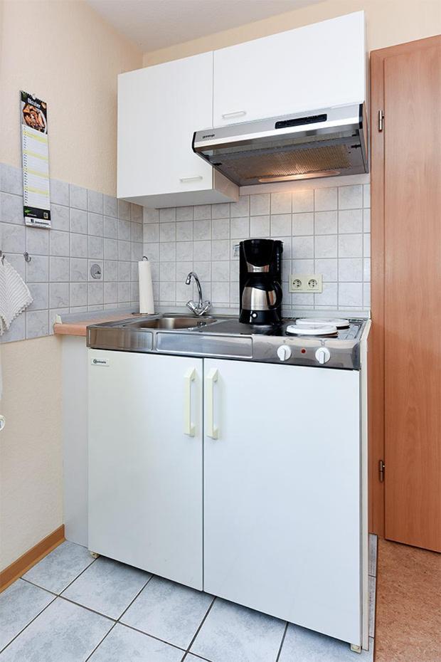 Ferienwohnungen Im Haus Nordseebrise Нойхарлингерзийл Екстериор снимка